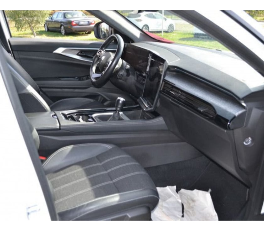 Voiture d'occasion Mayenne Laval - 53000 - Photos Vivastreet Renault Austral 1.2 TCE MILD HYBRID ADVANCED 130CH TECHNO