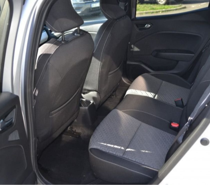 Voiture d'occasion Mayenne Laval - 53000 - Photos Vivastreet Renault Clio 1.0 TCE 90CH EVOLUTION