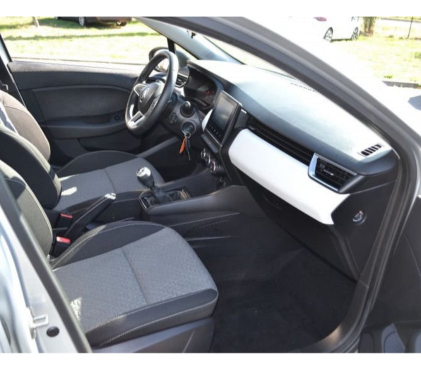 Voiture d'occasion Mayenne Laval - 53000 - Photos Vivastreet Renault Clio 1.0 TCE 90CH EVOLUTION