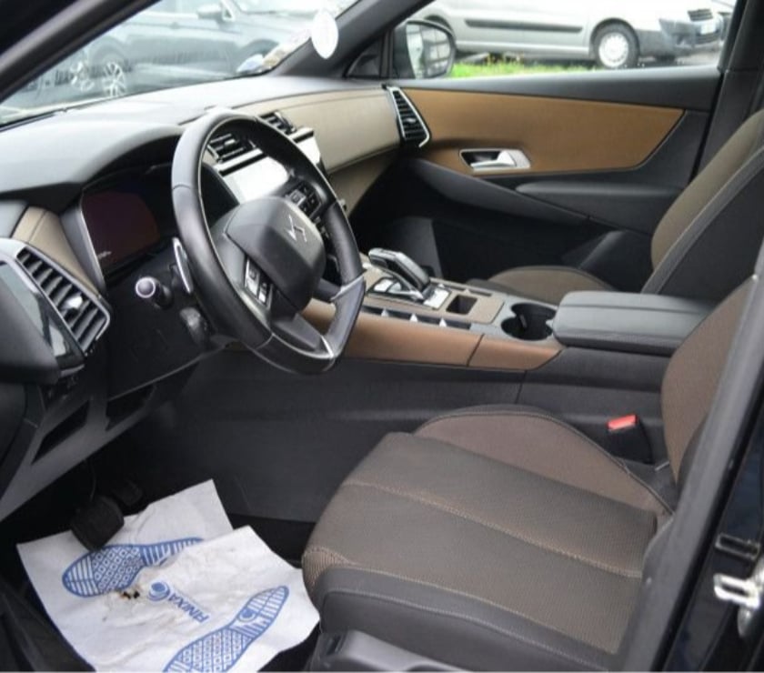 Voiture d'occasion Mayenne Laval - 53000 - Photos Vivastreet DS DS 7 Crossback E-TENSE 4X4 300CH SO CHIC