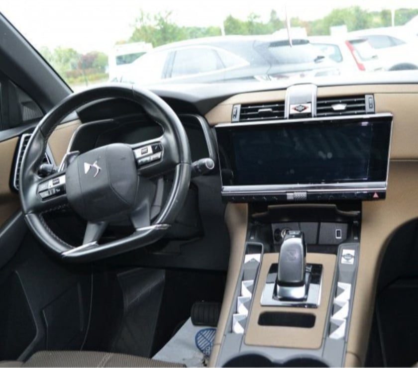Voiture d'occasion Mayenne Laval - 53000 - Photos Vivastreet DS DS 7 Crossback E-TENSE 4X4 300CH SO CHIC