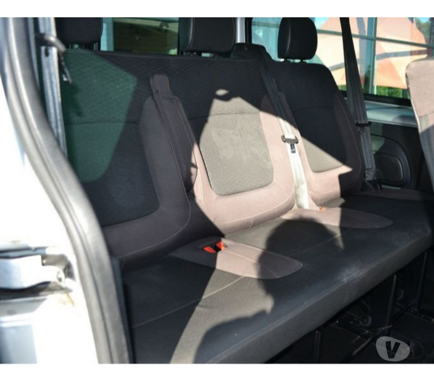 Véhicules commerciaux & utilitaires d'occasion Mayenne Laval - 53000 - Photos Vivastreet Fiat Professional Talento 1.2 LH1 1.6 MULTIJET 125CH 9 PLACE