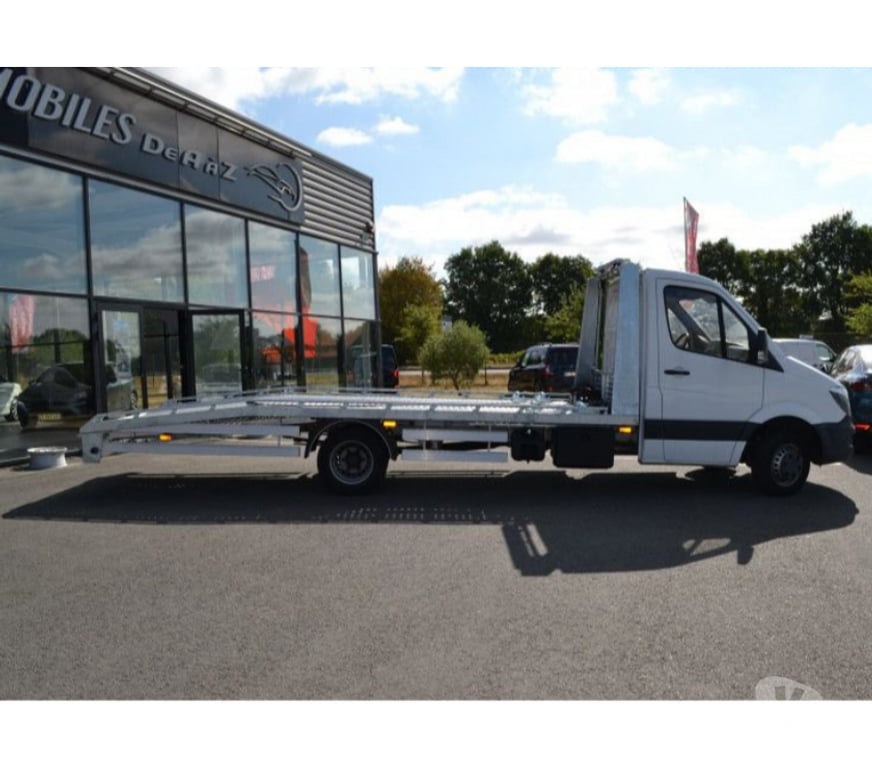 Véhicules commerciaux & utilitaires d'occasion Mayenne Laval - 53000 - Photos Vivastreet Mercedes-Benz Sprinter 314 CDI 43 DEPANNEUSE