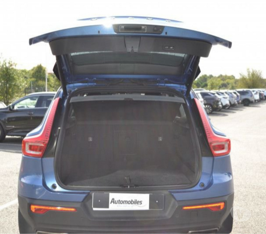 Voiture d'occasion Mayenne Laval - 53000 - Photos Vivastreet Volvo XC40 D4 ADBLUE AWD 190CH R-DESIGN GEARTRONIC 8
