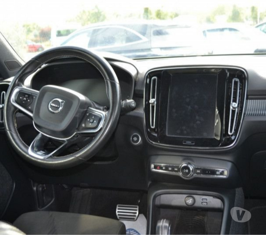 Voiture d'occasion Mayenne Laval - 53000 - Photos Vivastreet Volvo XC40 D4 ADBLUE AWD 190CH R-DESIGN GEARTRONIC 8
