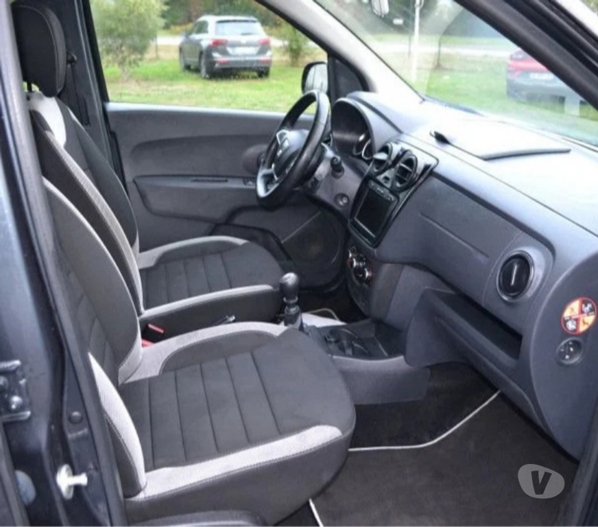 Voiture d'occasion Mayenne Laval - 53000 - Photos Vivastreet Dacia Lodgy 1.5 BLUE DCI 115CH 15 ANS 7 PLACES - 20