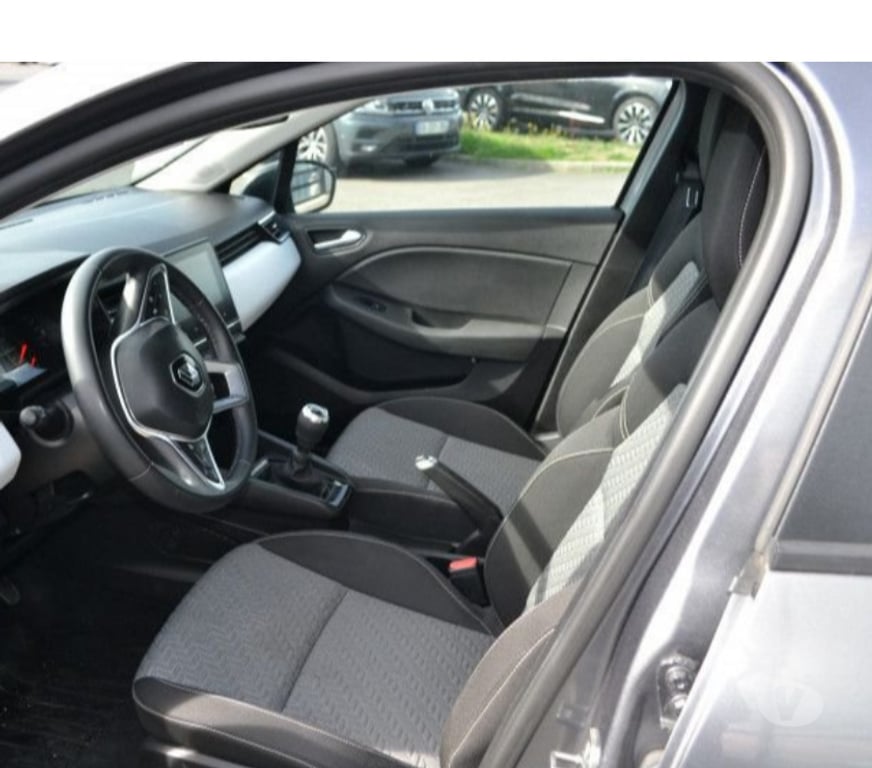 Voiture d'occasion Mayenne Laval - 53000 - Photos Vivastreet Renault Clio 1.0 TCE 90CH EVOLUTION