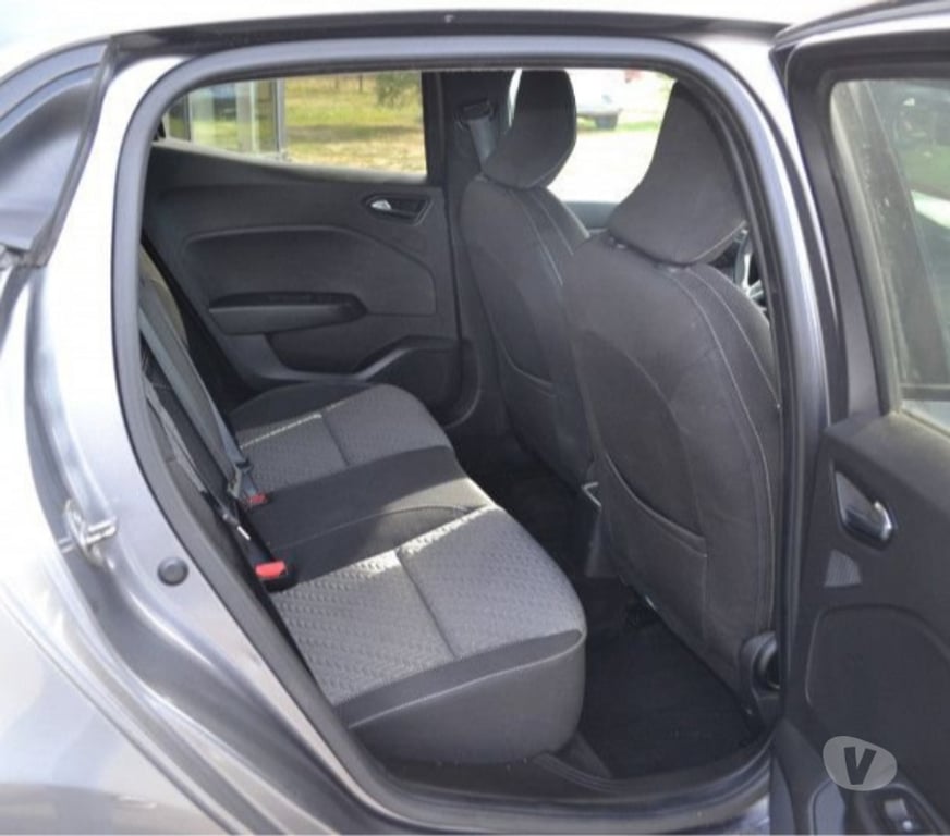 Voiture d'occasion Mayenne Laval - 53000 - Photos Vivastreet Renault Clio 1.0 TCE 90CH EVOLUTION