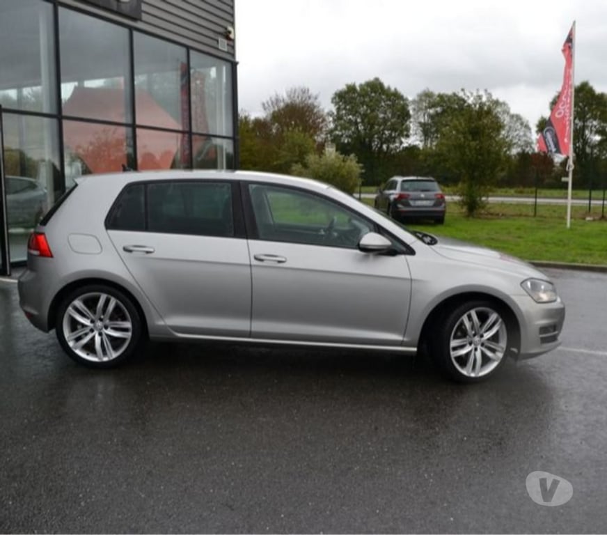 Voiture d'occasion Mayenne Laval - 53000 - Photos Vivastreet Volkswagen Golf 2.0 TDI 150CH BLUEMOTION TECHNOLOGY FAP CARA
