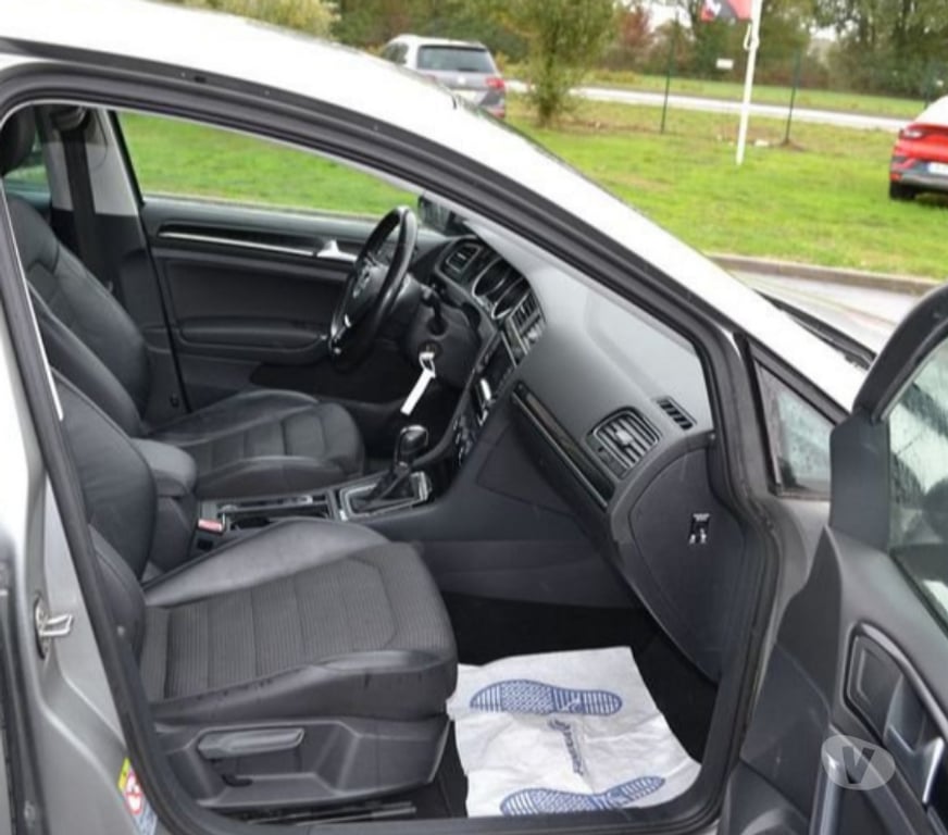 Voiture d'occasion Mayenne Laval - 53000 - Photos Vivastreet Volkswagen Golf 2.0 TDI 150CH BLUEMOTION TECHNOLOGY FAP CARA