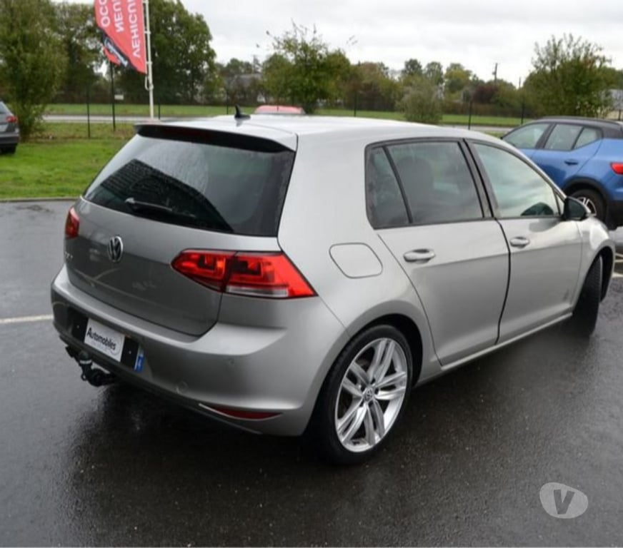 Voiture d'occasion Mayenne Laval - 53000 - Photos Vivastreet Volkswagen Golf 2.0 TDI 150CH BLUEMOTION TECHNOLOGY FAP CARA