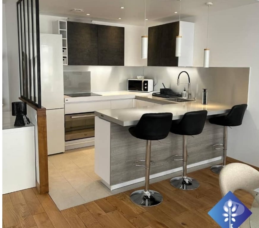 Appartement meublé Paris Paris 14ème ardt - 75014 - Photos Vivastreet Location appartement meublé 4 pièces 94 m²