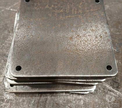 Bricolage - Jardin - Outillage Leers Nord - Photos Vivastreet Platine en acier 15x15cm épaisseur 8mm
