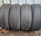 St Etienne - St Etienne — 4 roues hiver 185 65 15 88T Michelin Renault Clio 4