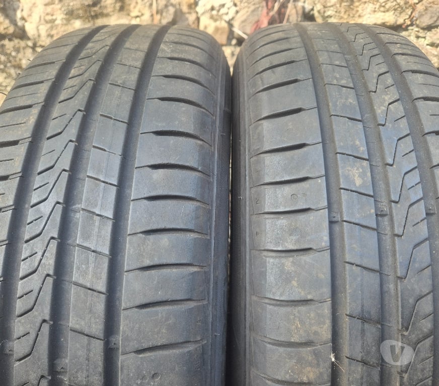 Pièces et services auto Loire St Etienne - Photos Vivastreet 2 roues été 185 65 15 88T Hankook Peugeot ou Citroën