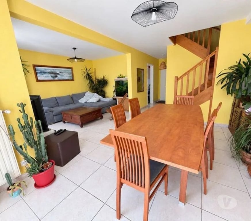 Location maison Morbihan Ploemeur - 56270 - Photos Vivastreet Maison 5 pièces 80 m² à Ploemeur (56)