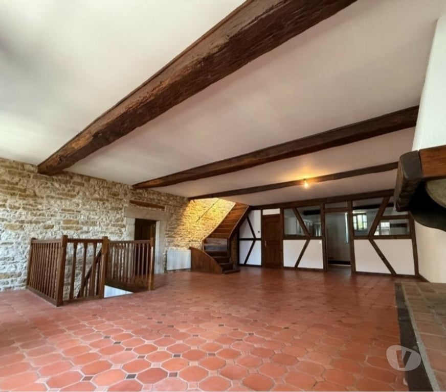Location maison Ain St Etienne du Bois - 01370 - Photos Vivastreet Maison 8 pièces 250 m²