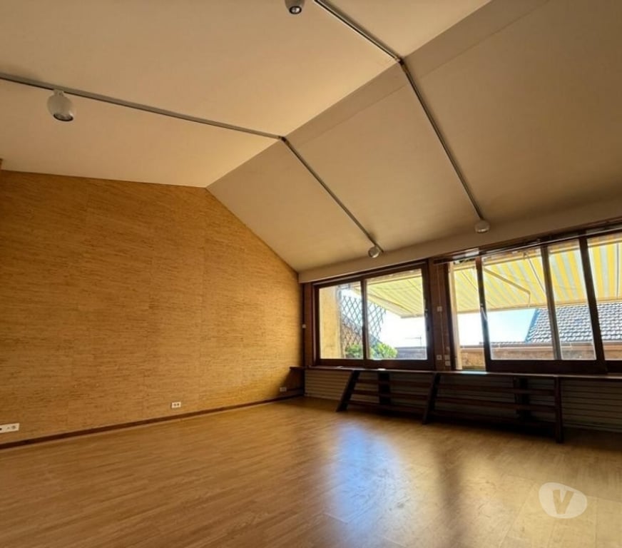 Location maison Ain St Etienne du Bois - 01370 - Photos Vivastreet Maison 8 pièces 250 m²