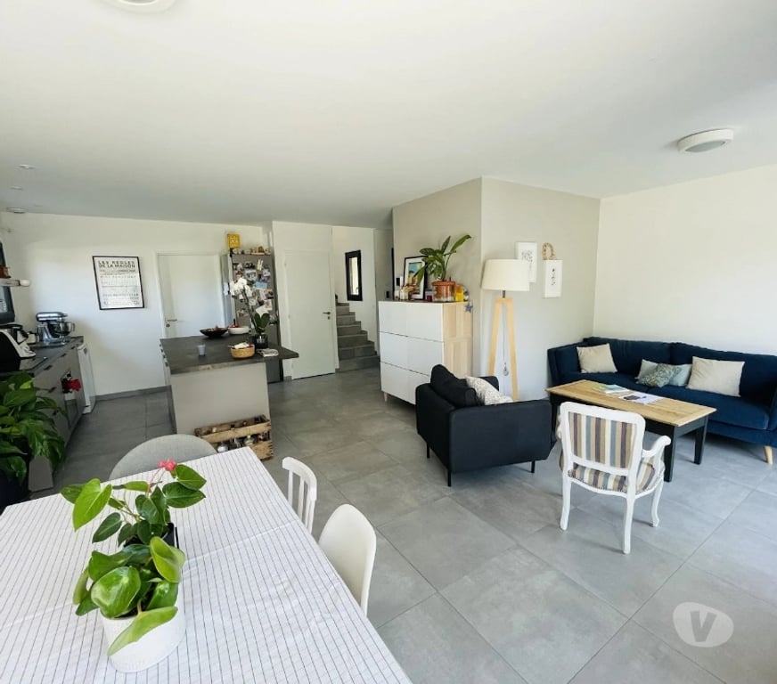 Location maison Rhône Genas - 69740 - Photos Vivastreet Maison 5 pièces 114.67 m² à Genas (69)