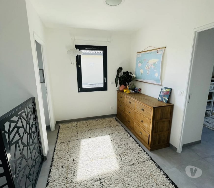 Location maison Rhône Genas - 69740 - Photos Vivastreet Maison 5 pièces 114.67 m² à Genas (69)
