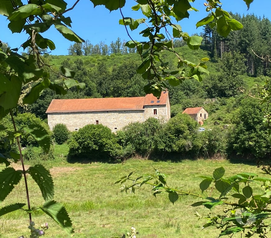 Vente Maison Creuse Brousse - 23700 - Photos Vivastreet Domaine de 32 hectares avec son troupeau de chevaux