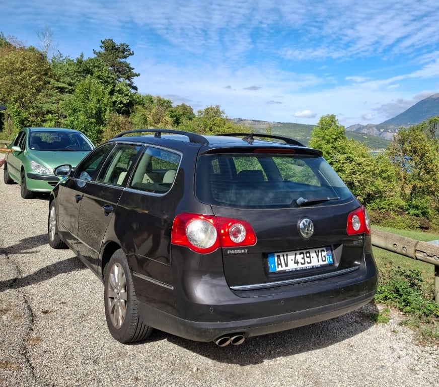 Voiture d'occasion Isère Grenoble - Photos Vivastreet VW Passat SW 2.0 TDI 140 – Très bon état mécanique
