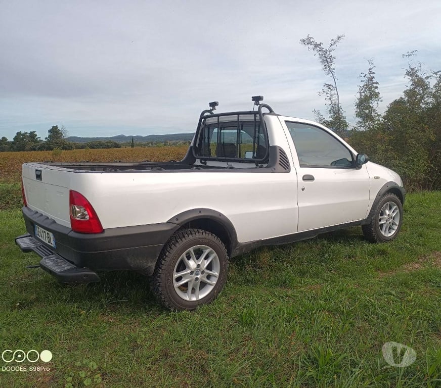 Voiture d'occasion Drôme Grignan - 26230 - Photos Vivastreet Fiat Strada Pick-up 1.9D Entièrement révisée