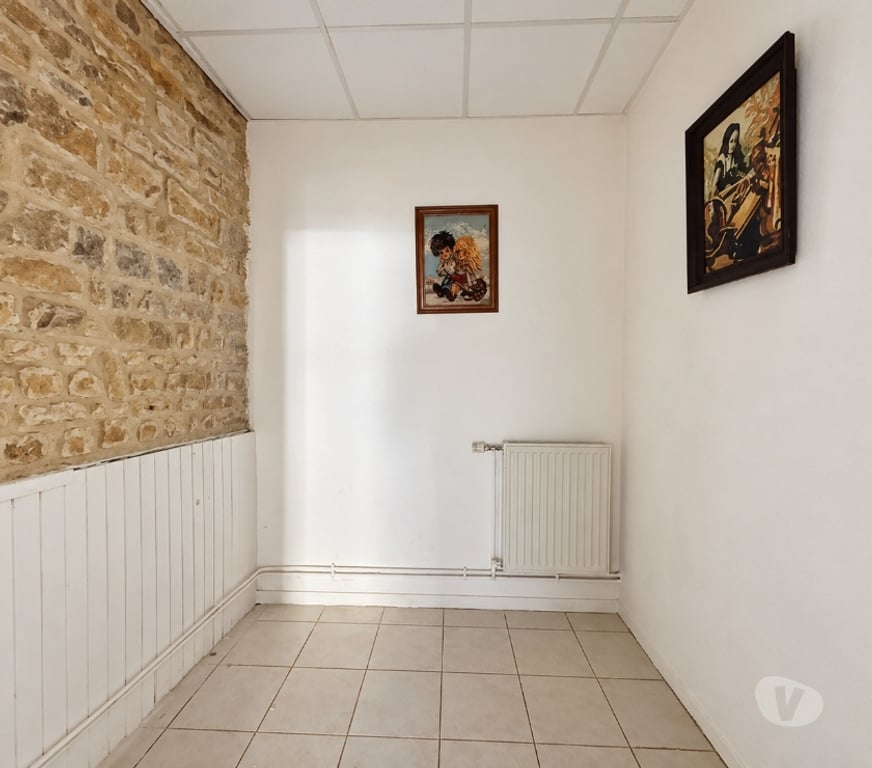 Fond de Commerce a vendre Jura Lons le Saunier - 39000 - Photos Vivastreet Murs commerciaux libres 54,11 m2 - Lons-le-Saunier