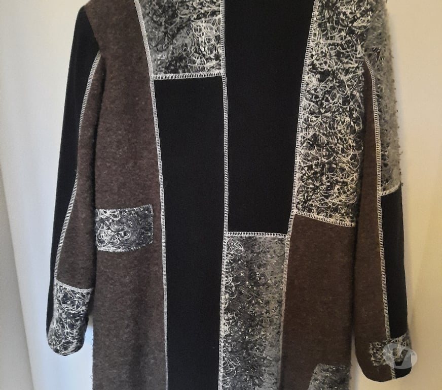 Vêtements occasion Vosges Charmes - 88130 - Photos Vivastreet BEAU MANTEAU POUR L HIVER
