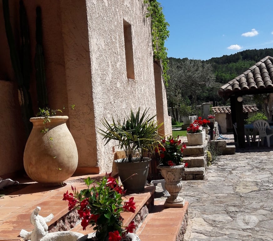 location saisonniere Var Cabasse - 83340 - Photos Vivastreet villa piscine exclusivité aux locataires