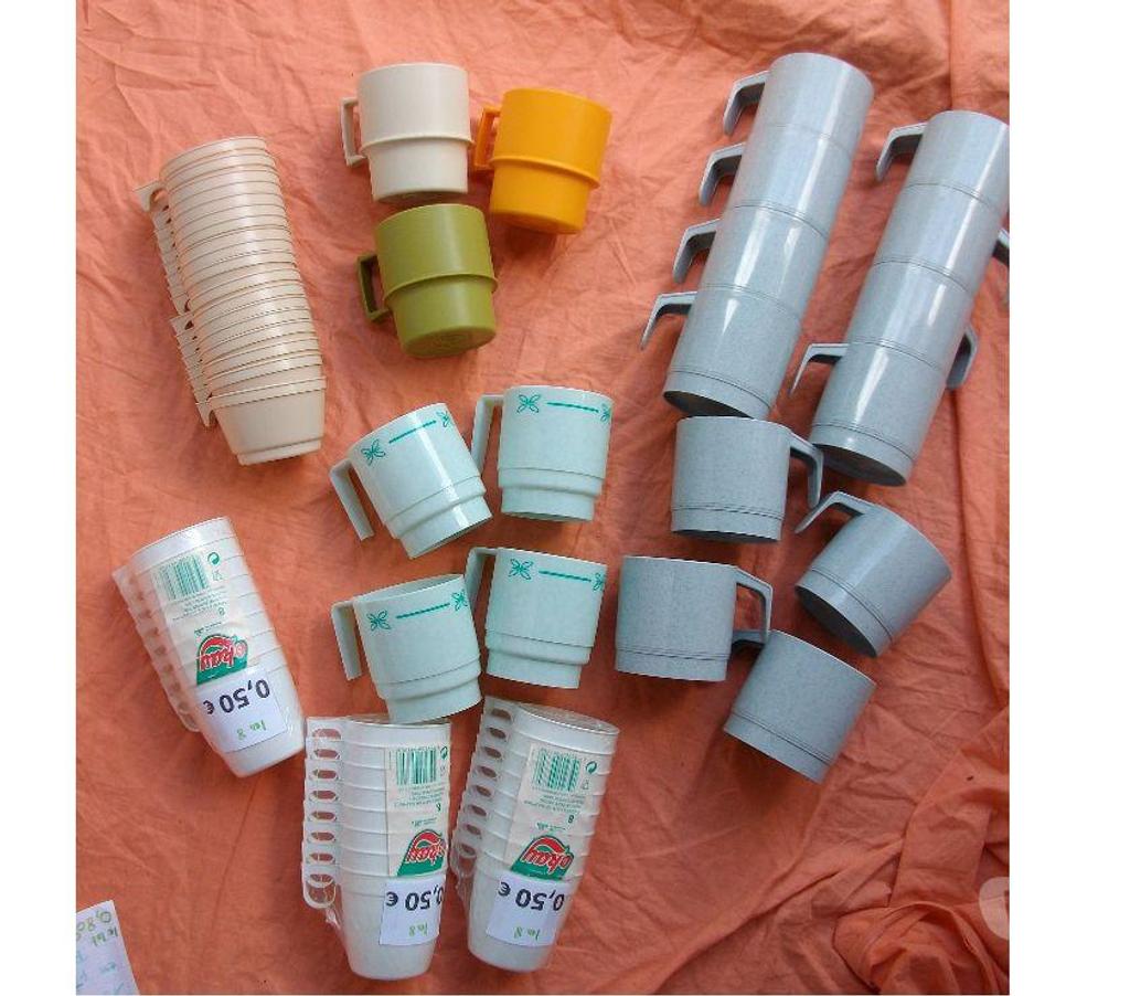 Ameublement & art de la table Bas-Rhin Bouxwiller - 67330 - Photos Vivastreet Diverses VAISSELLES en plastique et en carton - Neufs