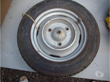 Accessoires auto & tuning Bouxwiller Bas-Rhin - Photos Vivastreet 1 Pneu Michelin + Jante origine R4