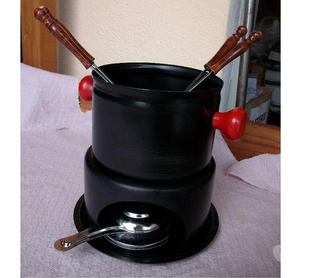 Electroménager occasion Bas-Rhin Bouxwiller - 67330 - Photos Vivastreet Appareils pour Grillades et Sets à Fondue-neufs