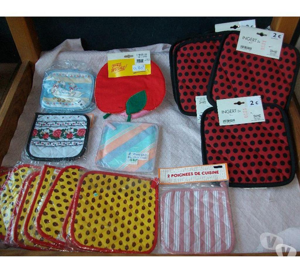 Accessoires - Bagagerie Bas-Rhin Bouxwiller - 67330 - Photos Vivastreet MANIQUES et GANTS-MANIQUE de Cuisine - Neufs