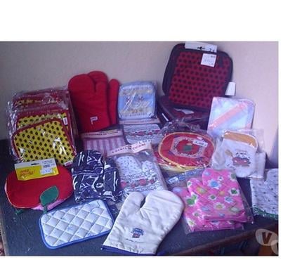 Accessoires - Bagagerie Bouxwiller Bas-Rhin - Photos Vivastreet MANIQUES et GANTS-MANIQUE de Cuisine - Neufs