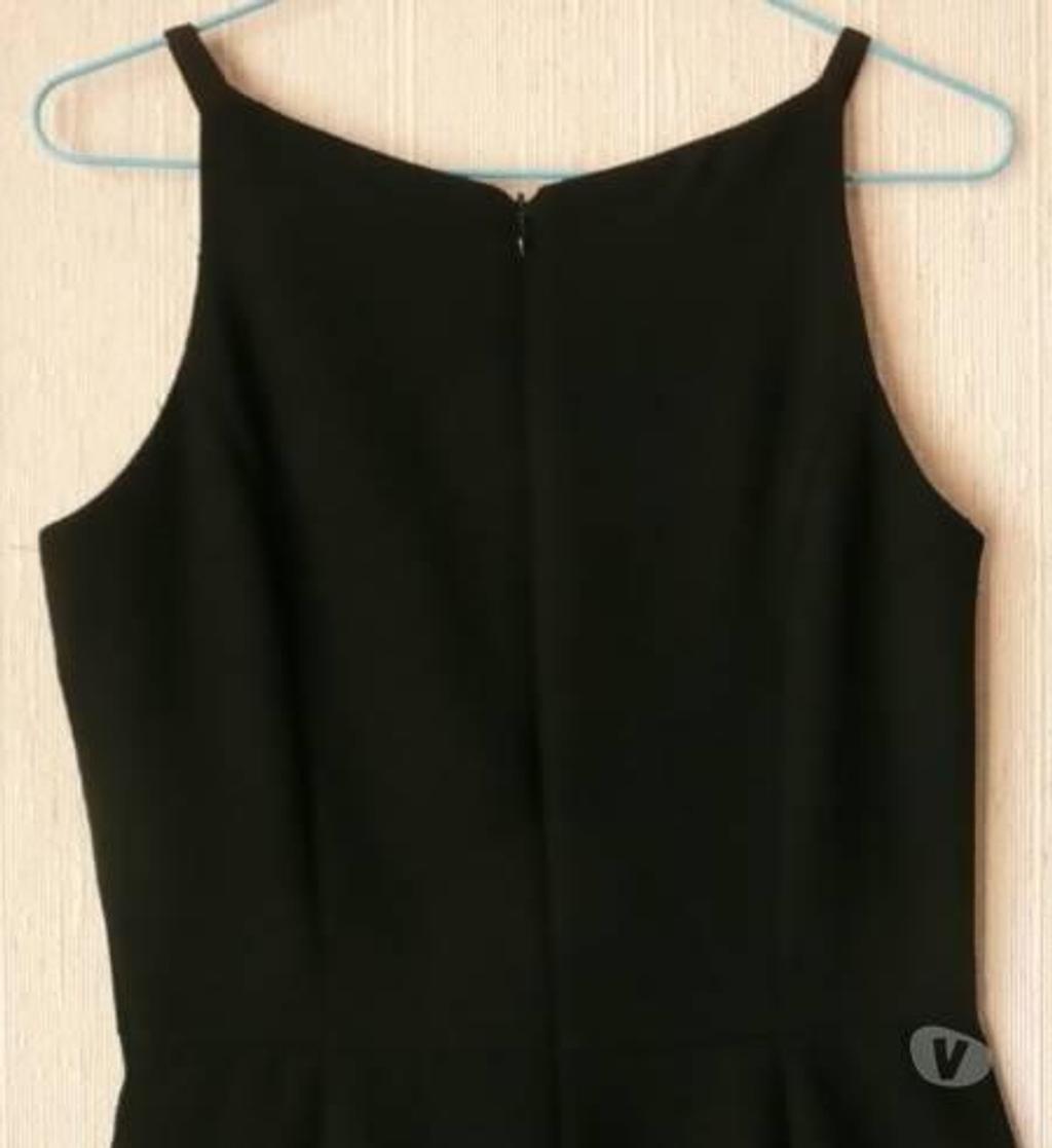 Vêtements occasion Seine-et-Marne Meaux - 77100 - Photos Vivastreet COMBI-PANTALON femme taille 38