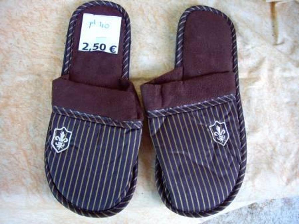 Chaussures Bas-Rhin Bouxwiller - 67330 - Photos Vivastreet PANTOUFLES Homme pointure 40 et pt 40-41 - neuves