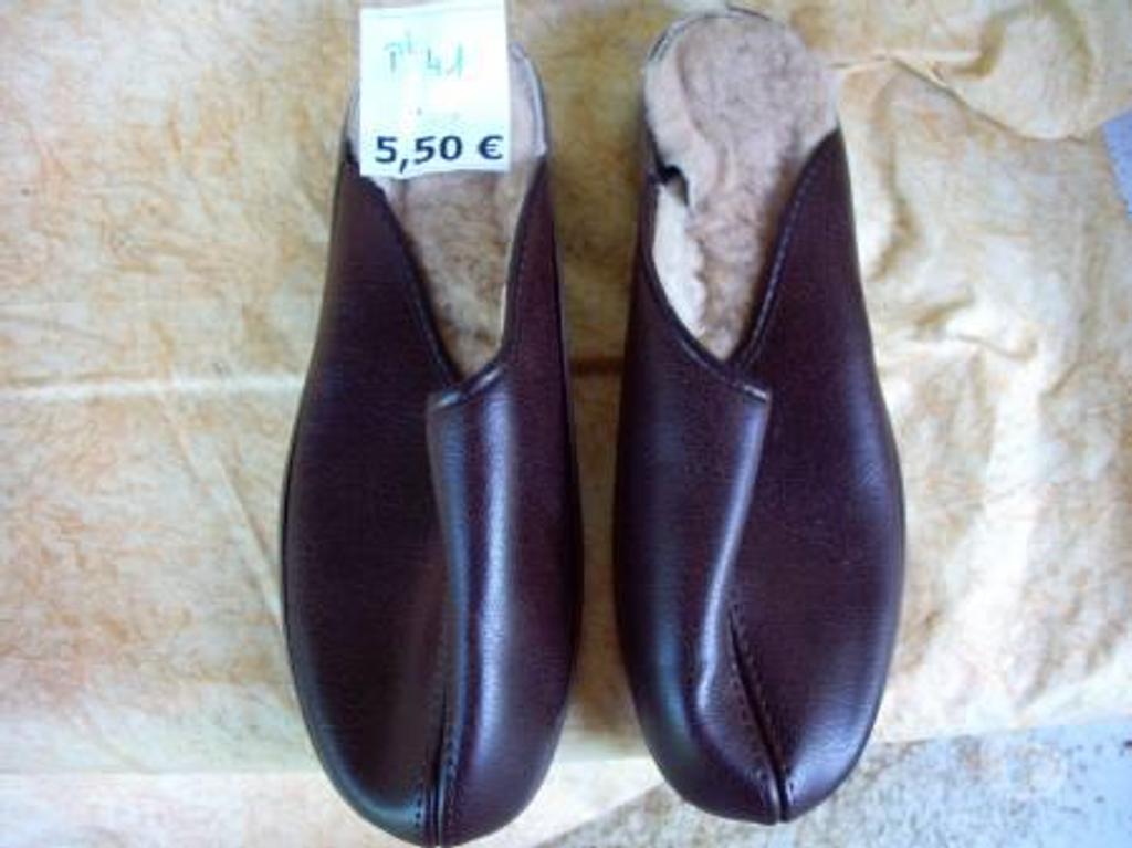 Chaussures Bas-Rhin Bouxwiller - 67330 - Photos Vivastreet diverses PANTOUFLES Homme pointure 41 - neuves