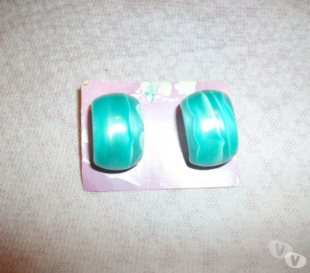 Bijoux occasion Bas-Rhin Bouxwiller - 67330 - Photos Vivastreet Boucles d'Oreilles Pacotilles de 0,30 € à 1 €