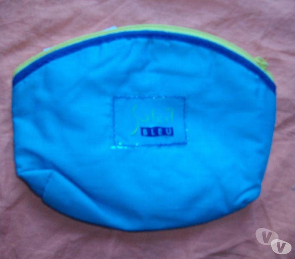 Accessoires - Bagagerie Bas-Rhin Bouxwiller - 67330 - Photos Vivastreet TROUSSES de MAQUILLAGE à 0,50 € pc