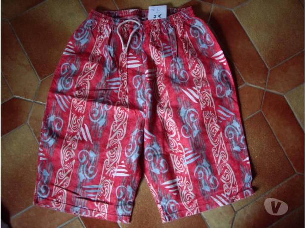 Vêtements occasion Bas-Rhin Bouxwiller - 67330 - Photos Vivastreet Bermudas pour Homme de 1 € à 3 €