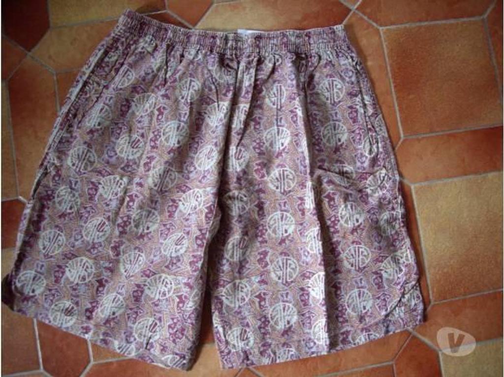 Vêtements occasion Bas-Rhin Bouxwiller - 67330 - Photos Vivastreet Bermudas pour Homme de 1 € à 3 €