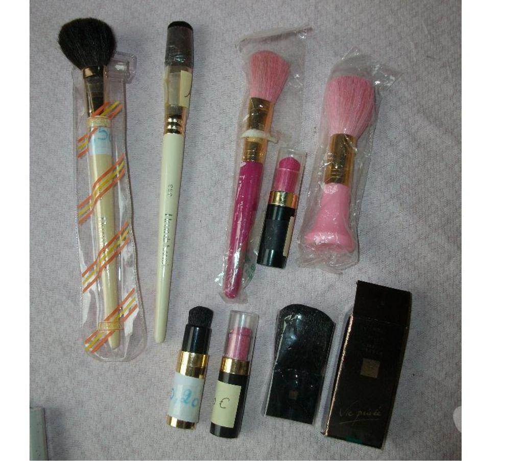 Beauté - Santé Bas-Rhin Bouxwiller - 67330 - Photos Vivastreet Produits Maquillage & Cosmétique petits prix-neufs
