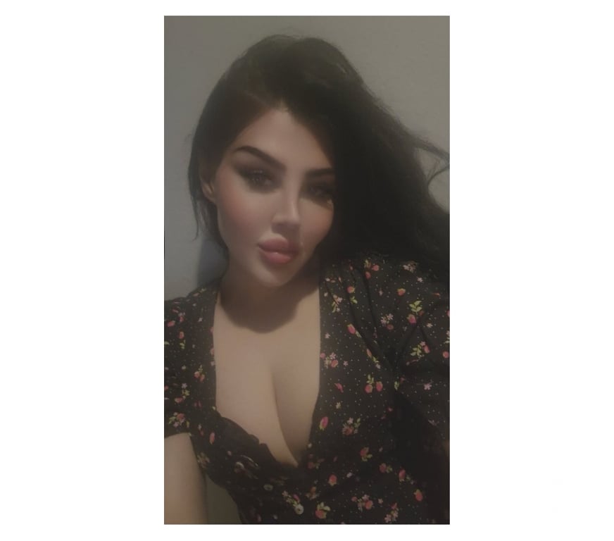 Escorts West Sussex Crawley - Photos for GLAMOROUS HOT TRANSEXUAL