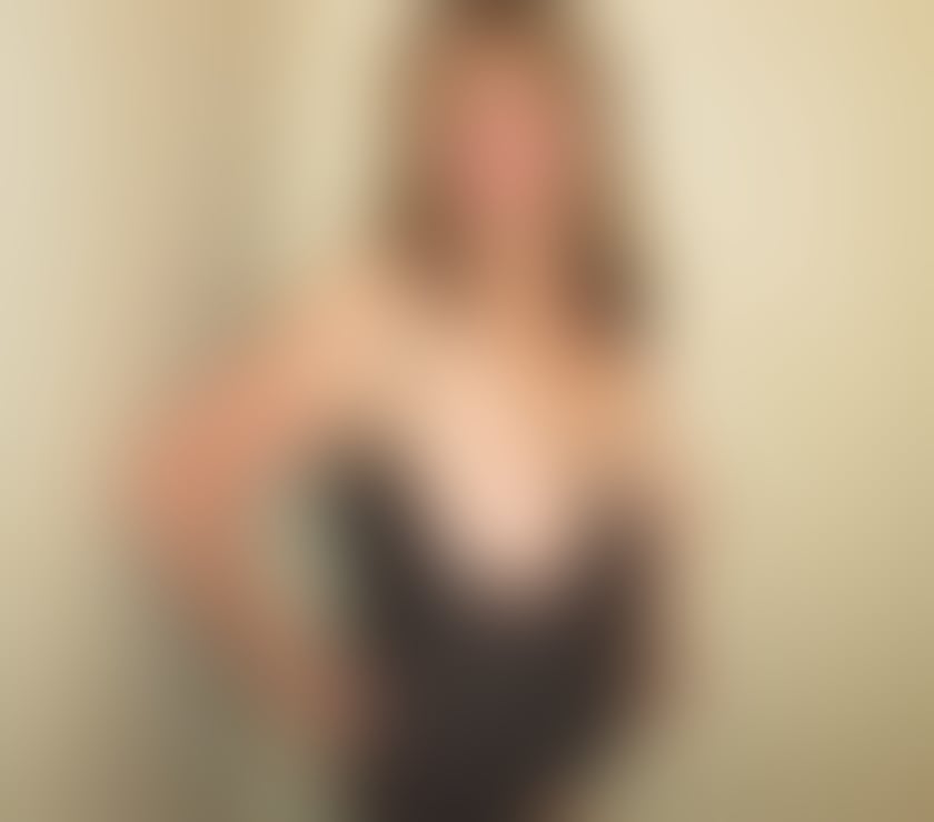 Escorts Bristol Westbury-on-Trym - Bristol - Photos for Bristol Mature Escort Kitty Collins