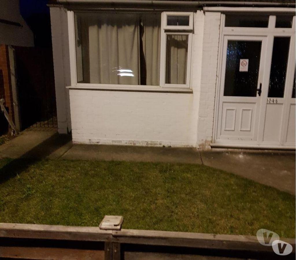 Property to Rent Bedfordshire Luton - Photos for 1 bed studio flat self contained, private parking, Luton