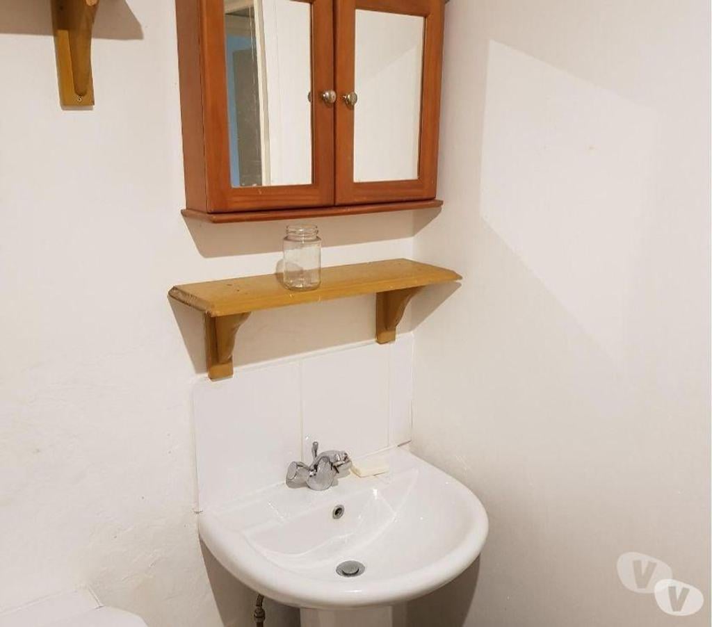 Property to Rent Bedfordshire Luton - Photos for 1 bed studio flat self contained, private parking, Luton