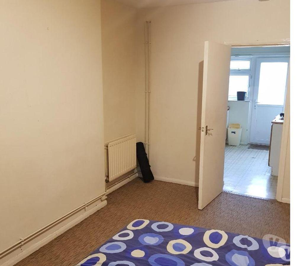 Property to Rent Bedfordshire Luton - Photos for 1 bed studio flat self contained, private parking, Luton