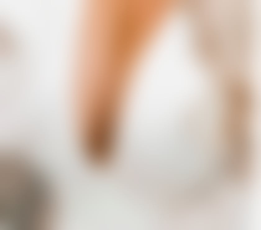 Escorts Essex Basildon - Photos for KELLY ,very very busty blonde Milf - Basildon