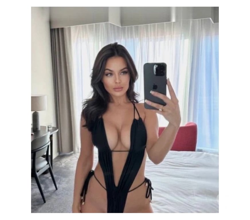 Escorts Buckinghamshire Farnham Common - Buckinghamshire - Photos for Your Perfect Escape ✨ London’s Elite Experience 💕